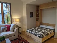 Downtown Loft on Lupfer - balcony