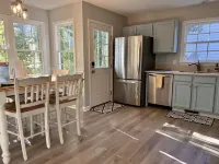 Comfortable, Clean, and Convenient to Everything!