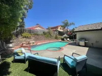 Charming 3-bedroom Private Home with Pool & Hot-tub in sunny San Diego Hotels in Sorrento Valley / Mira Mesa