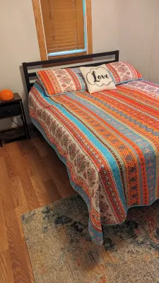 Pale Blue Dot Hotels near University of Wisconsin-Platteville