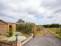 New Cosy Lodge - Self Contained In Rural Location Hotel di Driffield