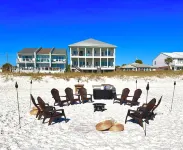 Gulf Front Getaway-Sleeps 12-on the Beach-Experienced, Heartfelt Host
