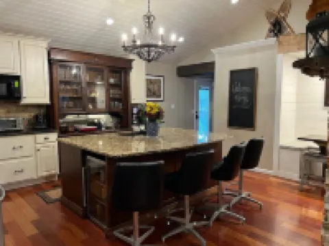 Large Lakehouse with hot tub. walk to public beach in Twin Lakes WI Hotels in Twin Lakes