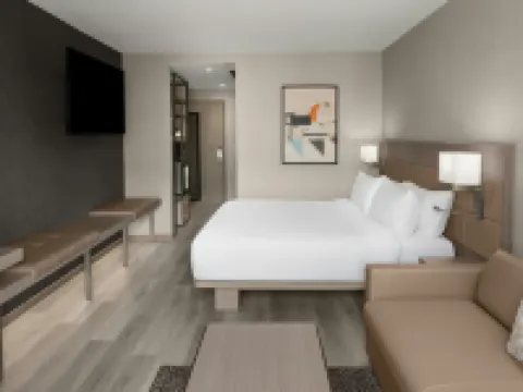 AC ホテル ランシング ユニバーシティ エリア ランシングのホテル