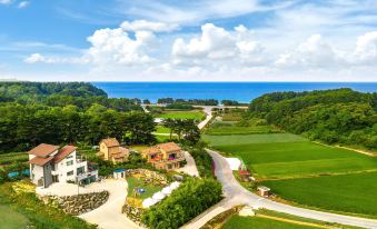 Yangyang Slowstay Pension