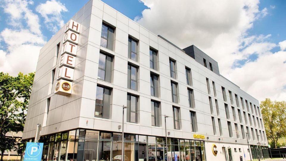 B&B HOTEL Stuttgart-Neckarhafen