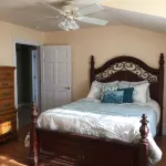 Unique Delancey Family Farm on Picturesque 80 acres! Hotels in 