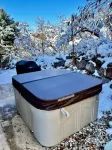 Ski Retreat Hot Tub, 1 Gbps, Foosball, Pool Table, & Pets Allowed
