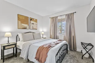 Chic 1Story Pool Home 2KingBeds, Grill, Coffee, AirHockey, Mins2 Las Vegas Strip Hotels near Sam's Club