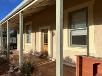 Katz Retreat, interactive farm stay Hotels in Orroroo