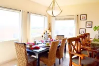 SW STYLE/BREATHTAKING VIEWS & 8 Min. to OLD TWN~WOW REVIEWS/Long Term SPECIALS - Jacuzzi