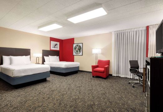 4. 라마다 알페나..