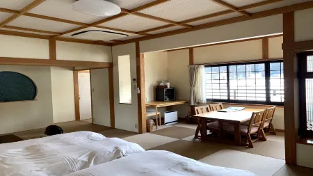 Sarugakyo Onsen Ryokan Higuchi