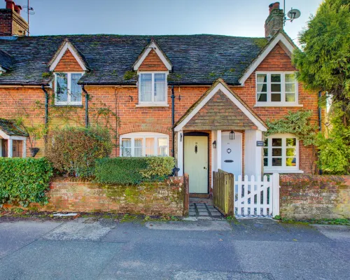 Sweet Briar Hotels in Farnham