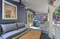 2 Bedroom fully updated cozy Mt. Gretna Cottage with parking