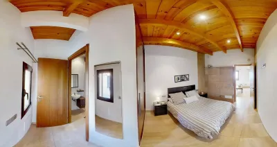 Sea view, terrace, close to beaches, modern, air conditioning, easy access, WiFi Hotels near Porto Cristo sign