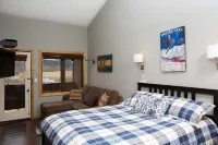 Beautiful Renovated Condo in the Heart of Granby and Grand County