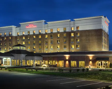 ヒルトン ガーデン イン ローリー - ケーリー ケーリーのホテル
