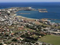 Broadwater Mariner Resort Hotels in Tarcoola Beach
