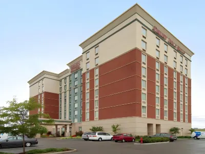 Drury Inn & Suites Indianapolis Northeast Các khách sạn gần Izakaya Japanese Restaurant
