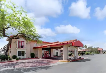 Days Inn by Wyndham Tucson City Center