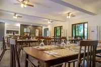 Residencia du Basco Hotels in Basco