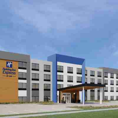 Holiday Inn Express & Suites Colby by IHG Hotel Exterior