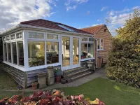 Gardenside Lodge Self - Catering Dog Friendly Holiday Home in County Durham Các khách sạn gần Auckland Castle