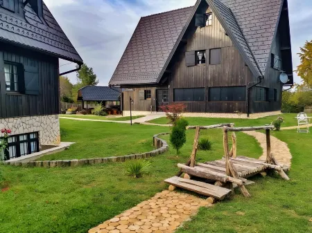 Plivica village Etno garden Отели в г. Poljanak