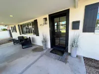 Arcadia oasis Heated Pool