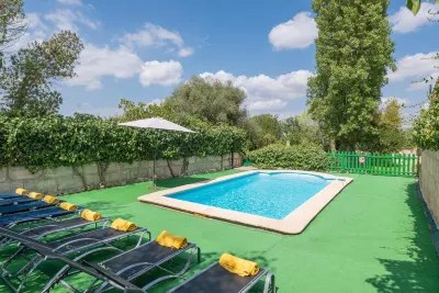 GINA - Nice house with private pool and Free Wifi Hôtels à proximité de : Can Majoral