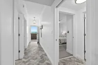 Oceanfront Retreat: Modern 3-Bedroom Condo in Palm Coast - ติดทะเล