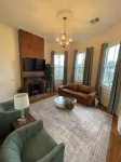 Charming 3-bedroom condo 700 ft from St. Charles Streetcar in Uptown New Orleans