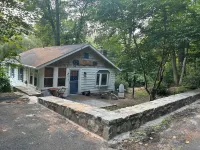Lake House Living