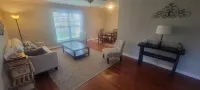 Cozy Home less than a mile away from TXST