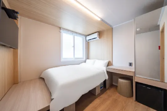 Yongsan Hotel Huam โรงแรมใกล้ภูเขานัมซาน