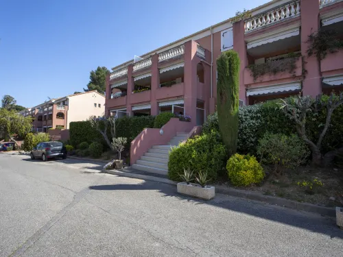 Vaugrenier Présidence - Homestays