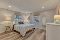 Cozy Beach Bungalow a Stone's Throw to the Beach!