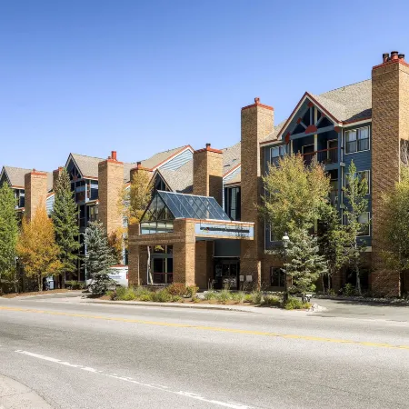 River Mountain Lodge by to