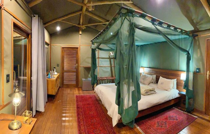 Ndhovu Safari Lodge