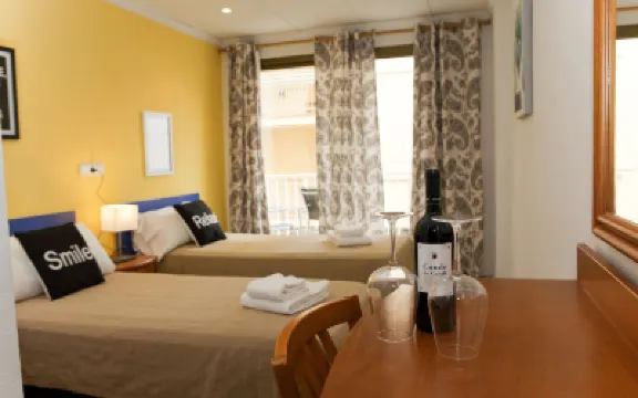 Casthotels the Hostal Tierramar โรงแรมใน