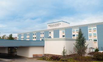 Bella Vista Hotel & Suites