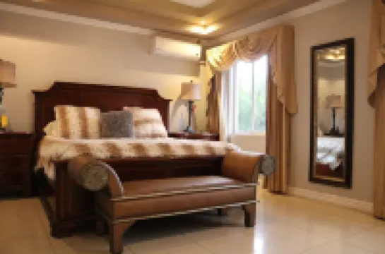 Deluxe Property in Cariari Hotels in 