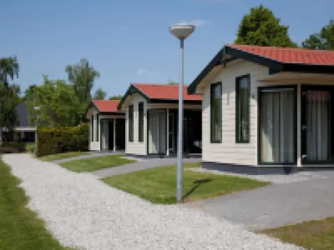 Well Furnished Mobile Home with Dishwasher Near Water Hotels in 