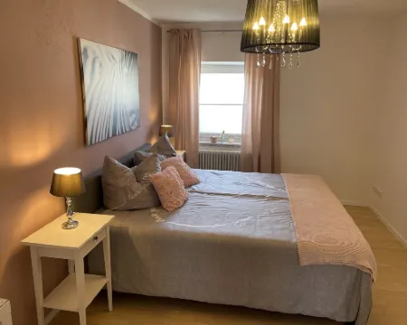 เฟอเรียนเฮาส์ฮอปเฟ็นทาล โรงแรมในKelheim