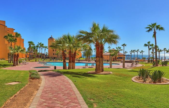 Empty Nest Nice Ocean View Condo