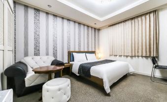 Modern Business Hotel