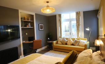 No.12 Self Check-in Apartments