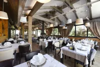 Lakeside Hotel Plitvice Hotels in Poljanak