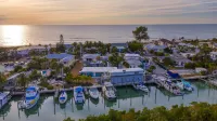 Escape Coastal Resort on Casey Key - WiFi